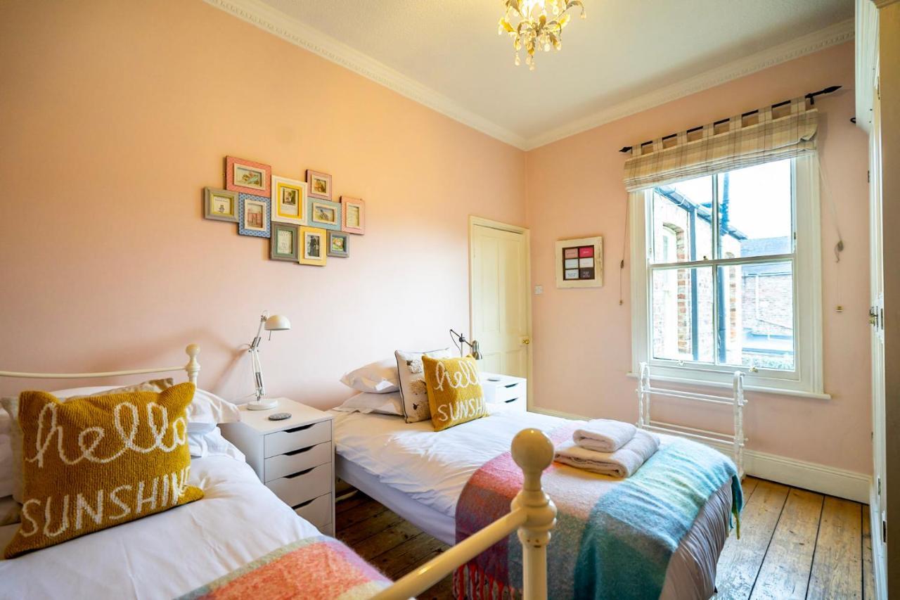 7 St John'S Crescent Villa ยอร์ค ภายนอก รูปภาพ